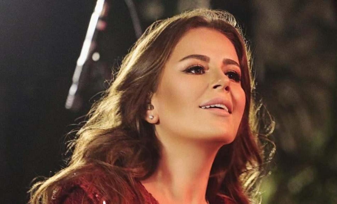 Şarkıcı Merve Özbey: Babamı apart opar gömdüler