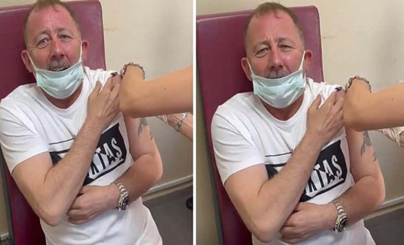 Koronavirüs aşısı olan Sergen Yalçın'ın verdiği komik tepkiler sosyal medyada gündem oldu
