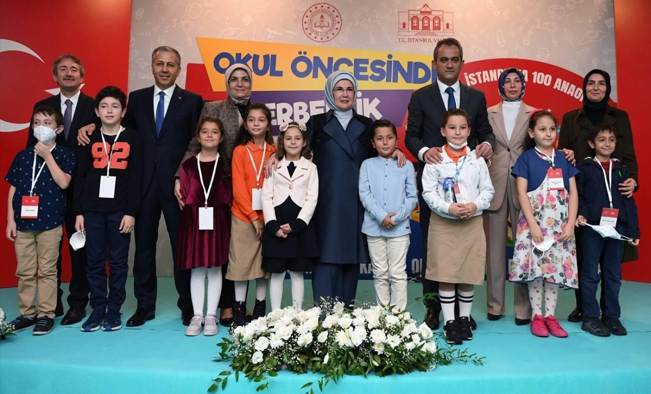 Emine Erdoğan İstanbul'da okul öncesi eğitim seferberliği başlattı