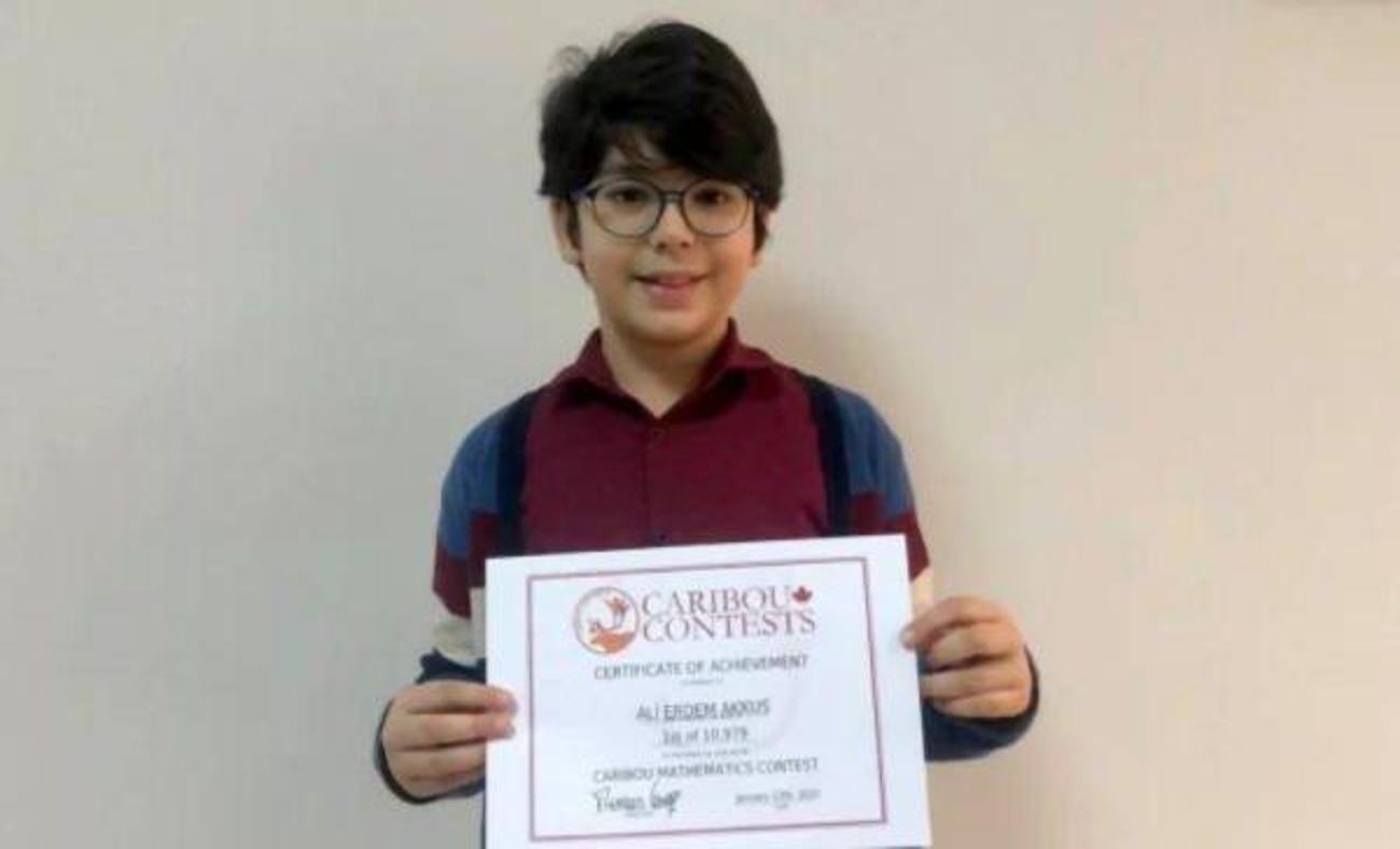 11 yaşındaki Ali'nin büyük başarısı! Matematikte Dünya birincisi oldu