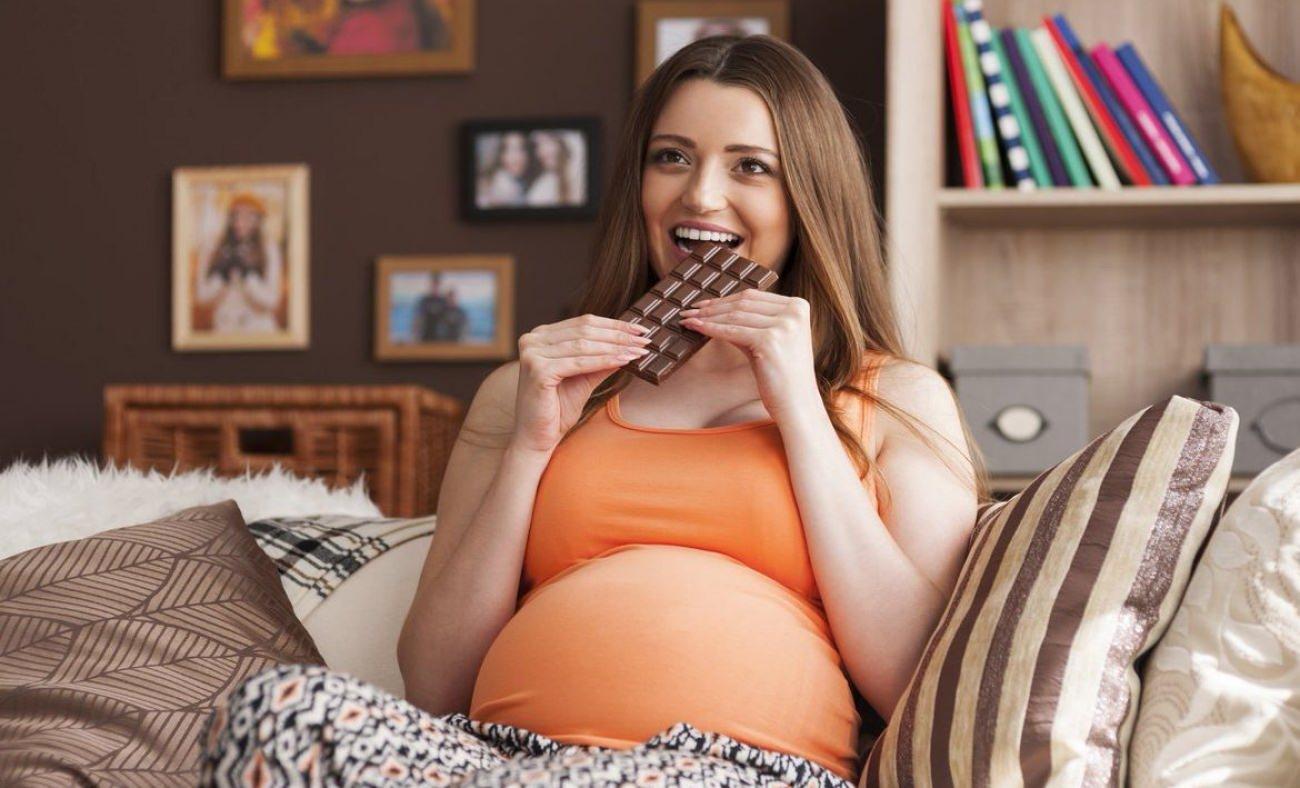 Hamileler baklava tüketebilir mi? Hamilelikte tatlı krizlerine iyi gelen besinler