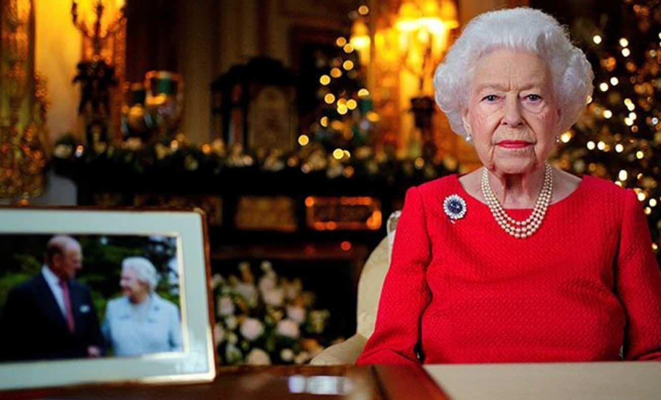 Kraliçe II. Elizabeth ölmemeye yemin etti! Tahtta kalma rekoru kırdı