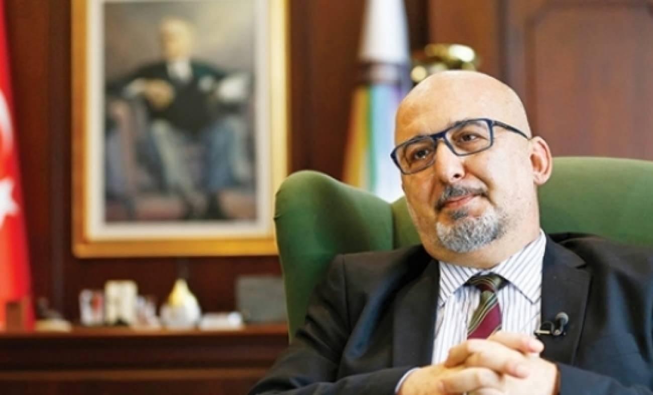 Nejat Birecik sosyal medya bağımlılarını eleştirdi: Maymun Çağı'na denk geldik!