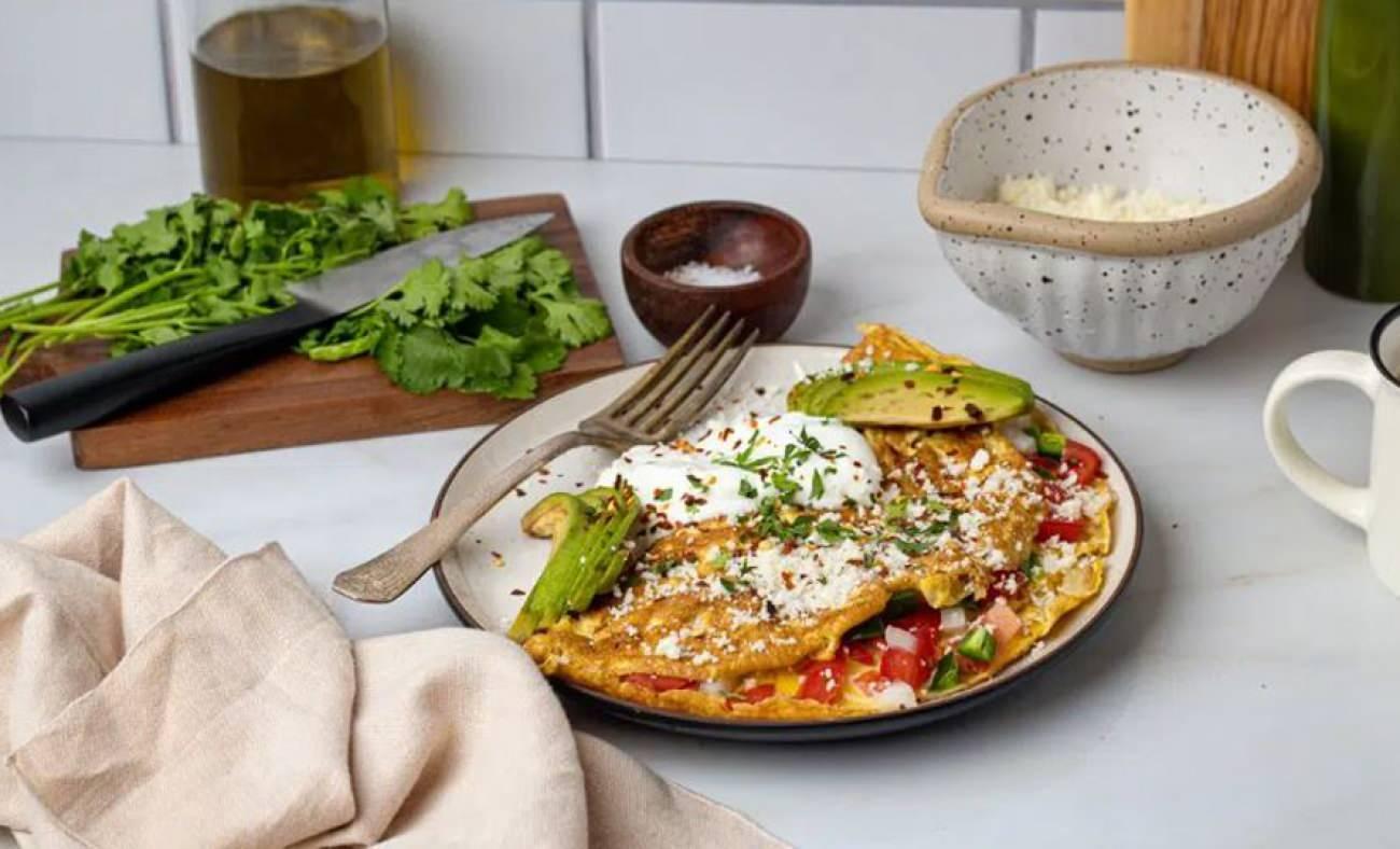 Meksika yolu omlet nasıl yapılır? Meksika yumurtayla yapılan bu kolay lezzete bayılıyor!