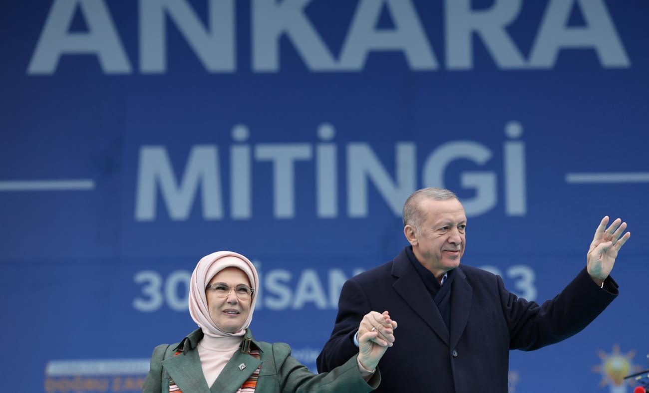 Emine Erdoğan AK Parti’nin Ankara mitinginden kareler paylaştı! “Büyük ve Güçlü Türkiye…”