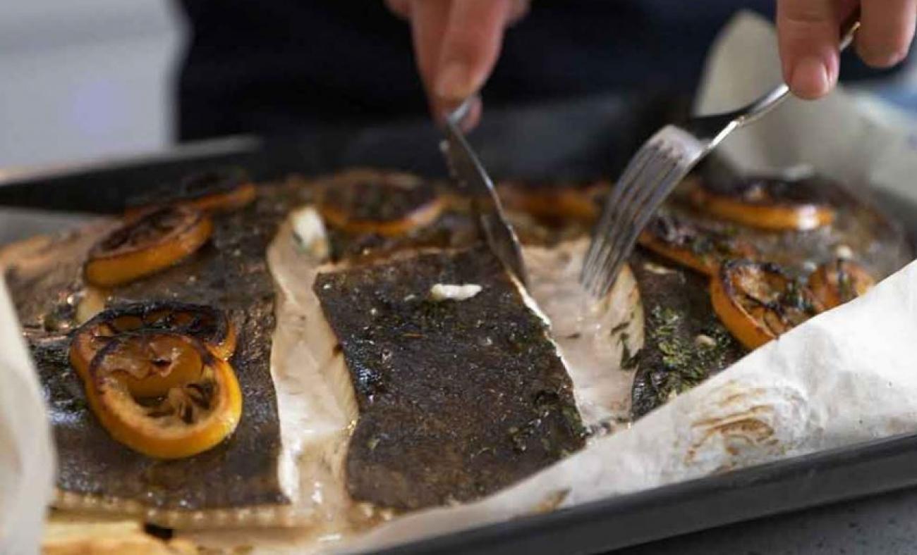 Kalkan balığı en kolay nasıl pişirilir? Muhteşem en pratik kalkan balığı pişirme yöntemi