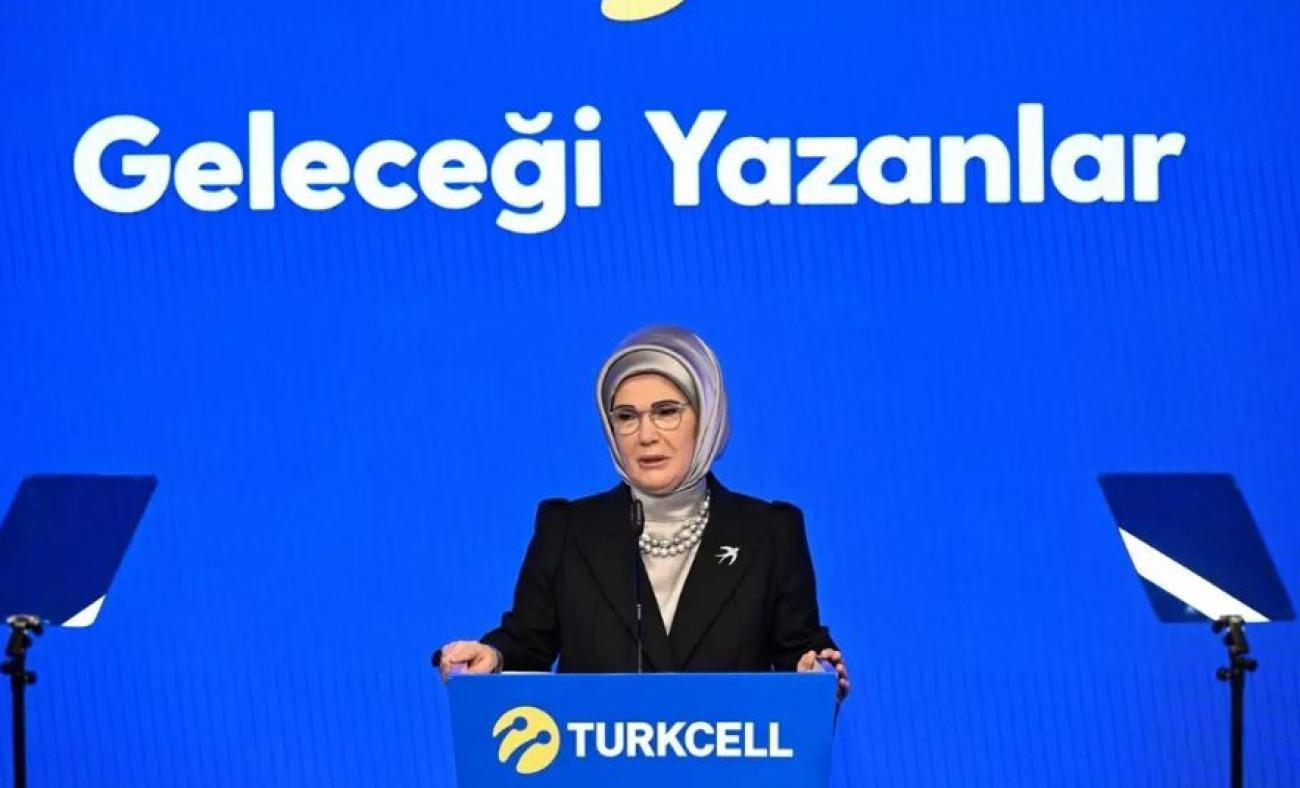 Emine Erdoğan "Turkcell Geleceği Yazanlar Platformu 10. Yıl Etkinliği"ne katıldı!