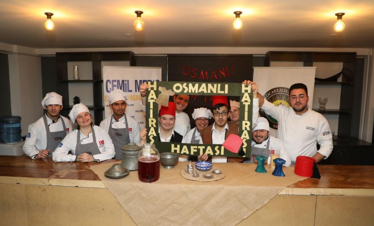 Engelsiz şeflerden Osmanlı mutfağı! Kocaeli Büyükşehir Belediyesi’nden anlamlı etkinlik
