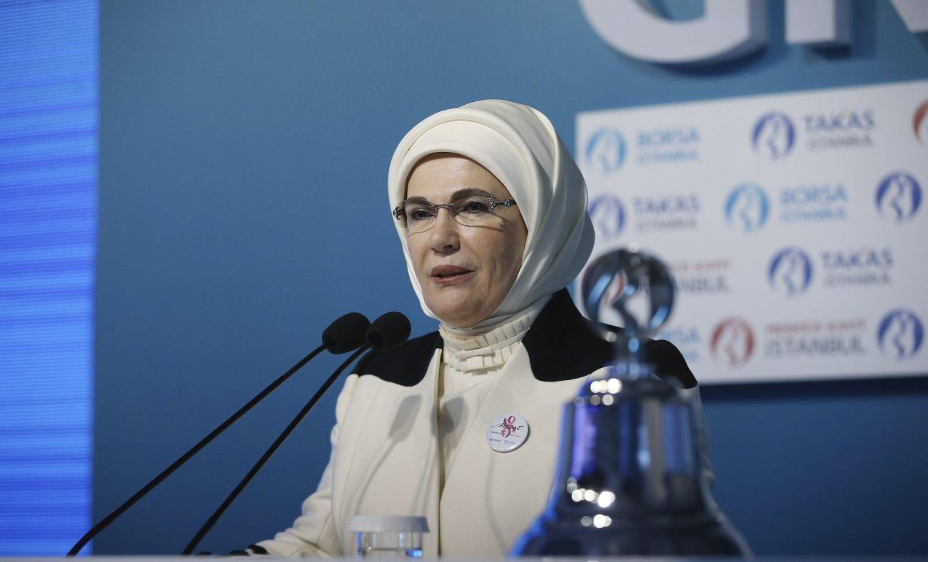 Emine Erdoğan'dan 6 Şubat paylaşımı! "Sadece binaları değil, kalplerimizi de yıktı"