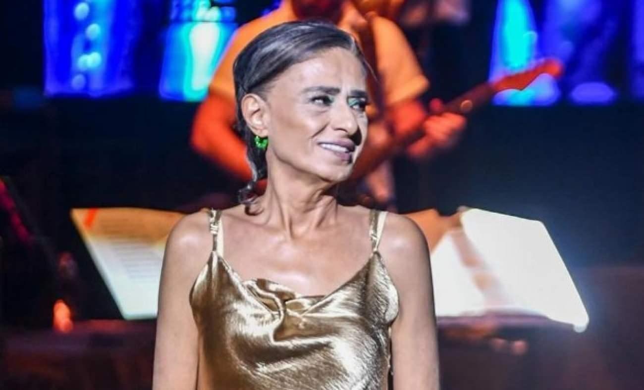 Yıldız Tilbe Konserinde Antik Mezar Şaşkınlığı