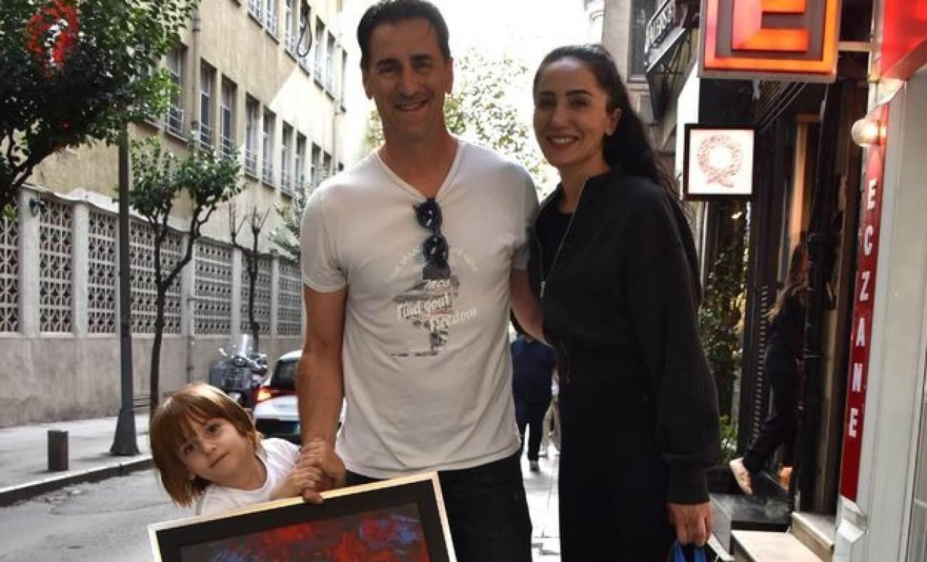 Bekir Aksoy'un ressam oğlu Asil, Guinness Rekorlar Kitabı'na girmeye hazırlanıyor!