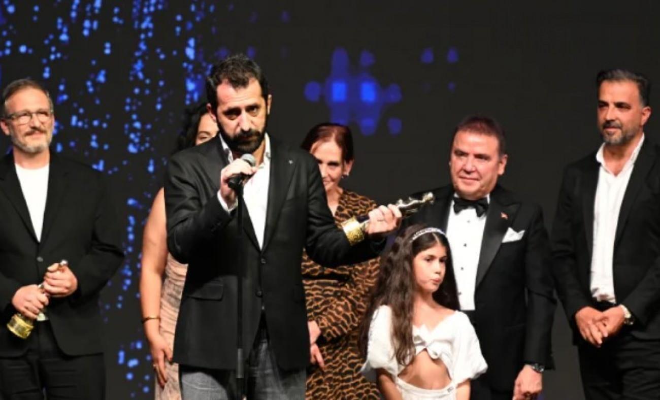 Altın Portakal Film Festivali'nde ödüller sahiplerini buldu! En iyi film ödülü ‘Mukadderat’a