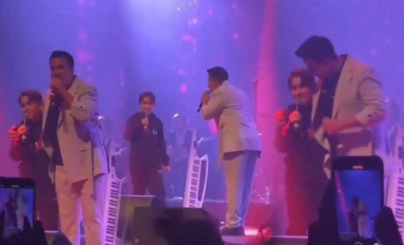 Ünlü şarkıcı Emrah sahneye oğlu Elyasa ile çıktı: Götür beni gittiğin yere!