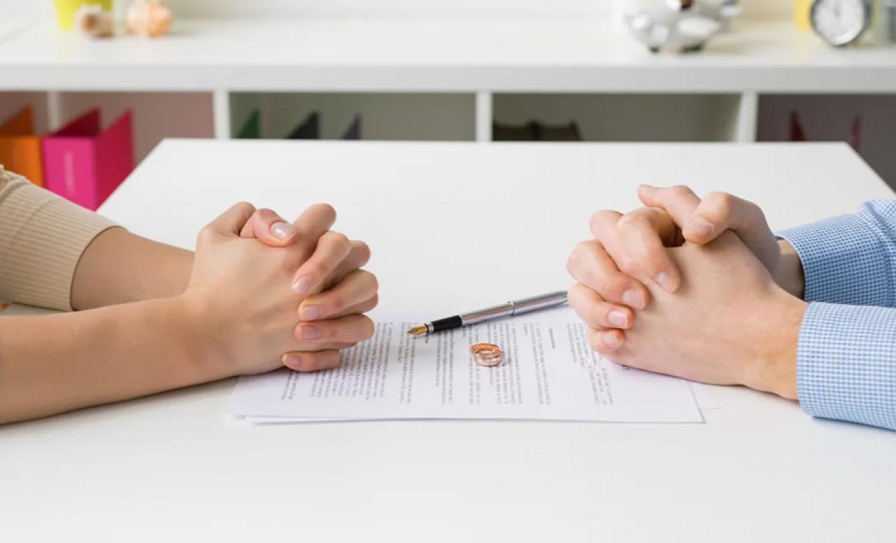 corumda canina tak eden koca bosanma davasi acti bu hamleleri yapan kadin kusurlu sayildi 1730964421 3424