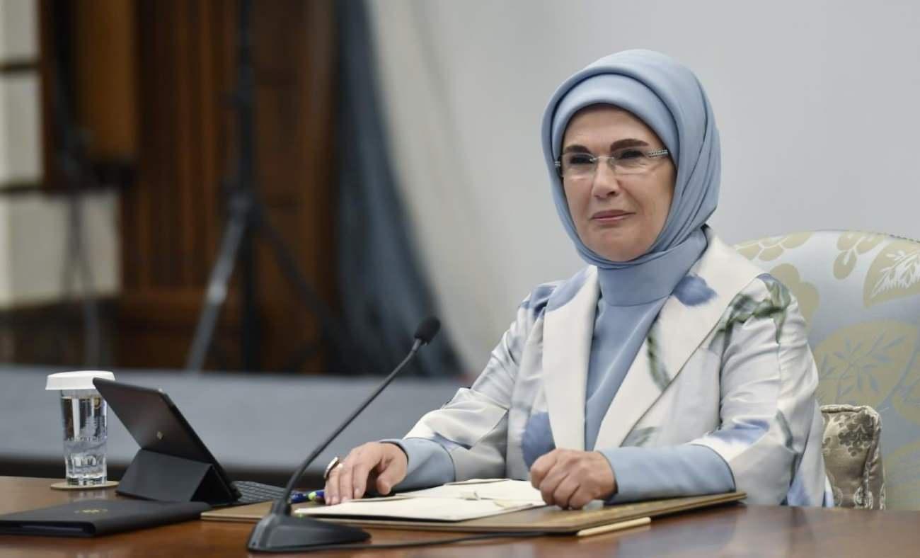 Emine Erdoğan’dan Kadın Hakları Günü mesajı: "Yarınlarımızı inşa etmeye devam edecekler!"