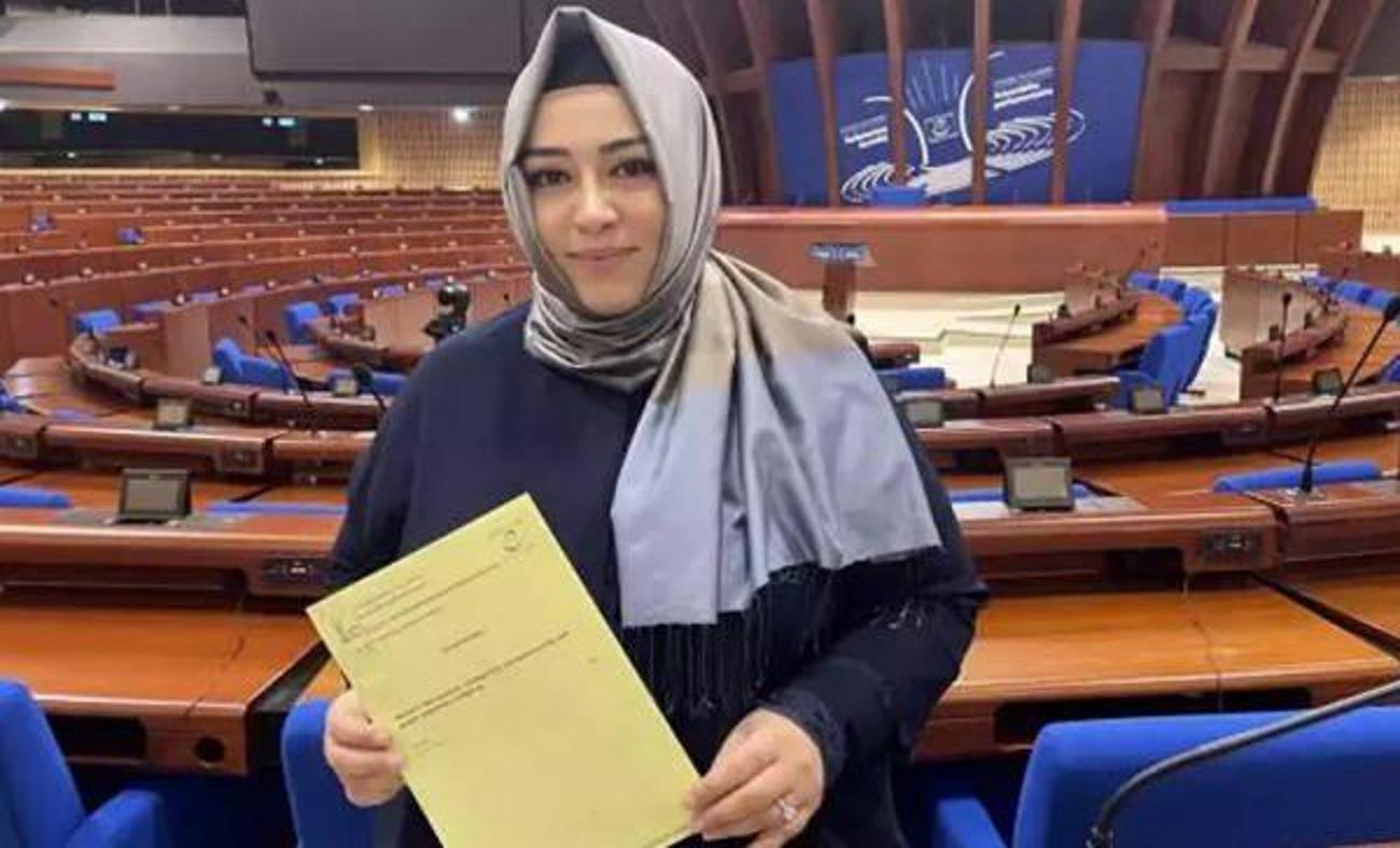 Sena Nur &Ccedil;elik Kanat: M&uuml;sl&uuml;man kadınlar Avrupa&rsquo;da &uuml;&ccedil; katmanlı ayrımcılığa uğruyor
