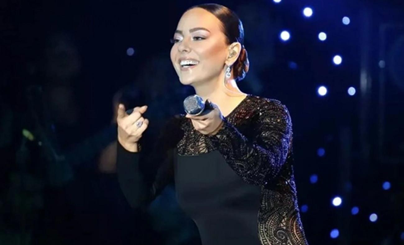 Ebru Gündeş'in 14 Şubat konser bileti cep yakıyor: En önden izlemenin bedeli 100 bin TL!