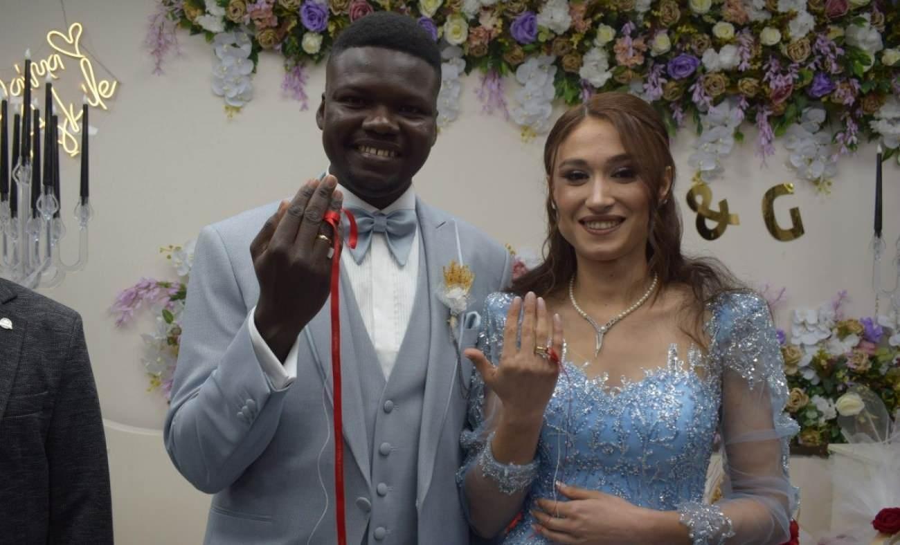 Nijerli Facial Yacine Batman'a damat oldu!