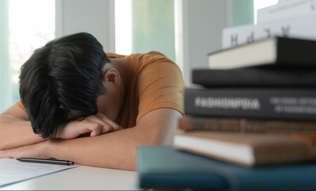Sınav kaygısı nedir? Çocuklarda sınav kaygısının belirtileri ve başa çıkma yolları