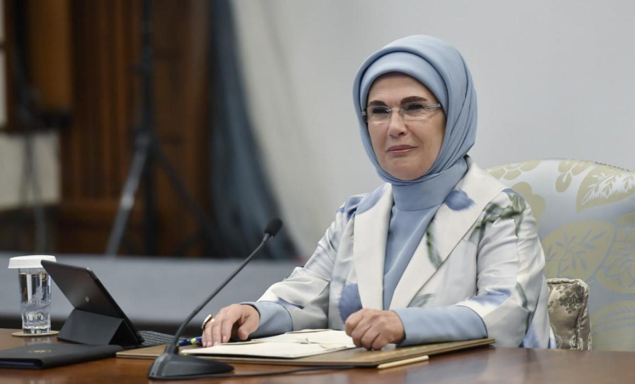 Emine Erdoğan LGS’ye girecek öğrencilere başarı dileklerini iletti