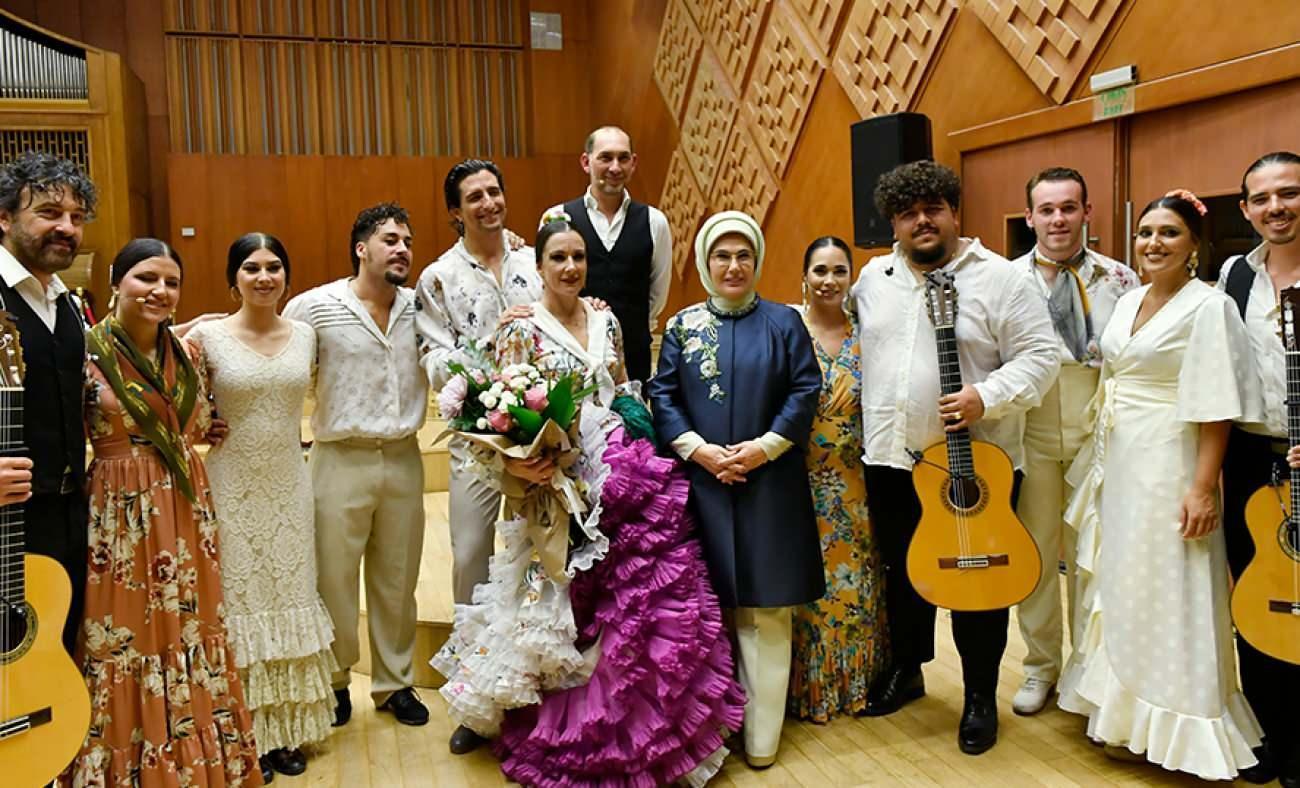 Emine Erdoğan, Gazze'ye destek için düzenlenen flamenko gösterisine katıldı