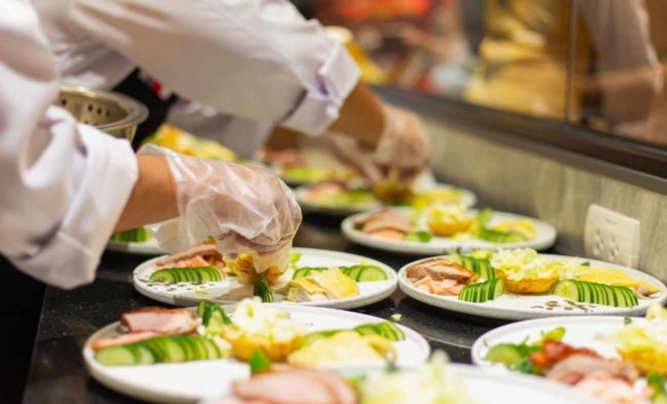 Areda Survey&rsquo;den &ccedil;arpıcı rapor: Otellerde ve restoranlarda hijyen korkusu tavan yaptı