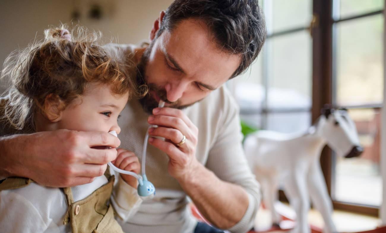 &Ccedil;ocuklarda sık tekrarlayan kulak iltihabına dikkat: Gizli sebebi geniz eti olabilir