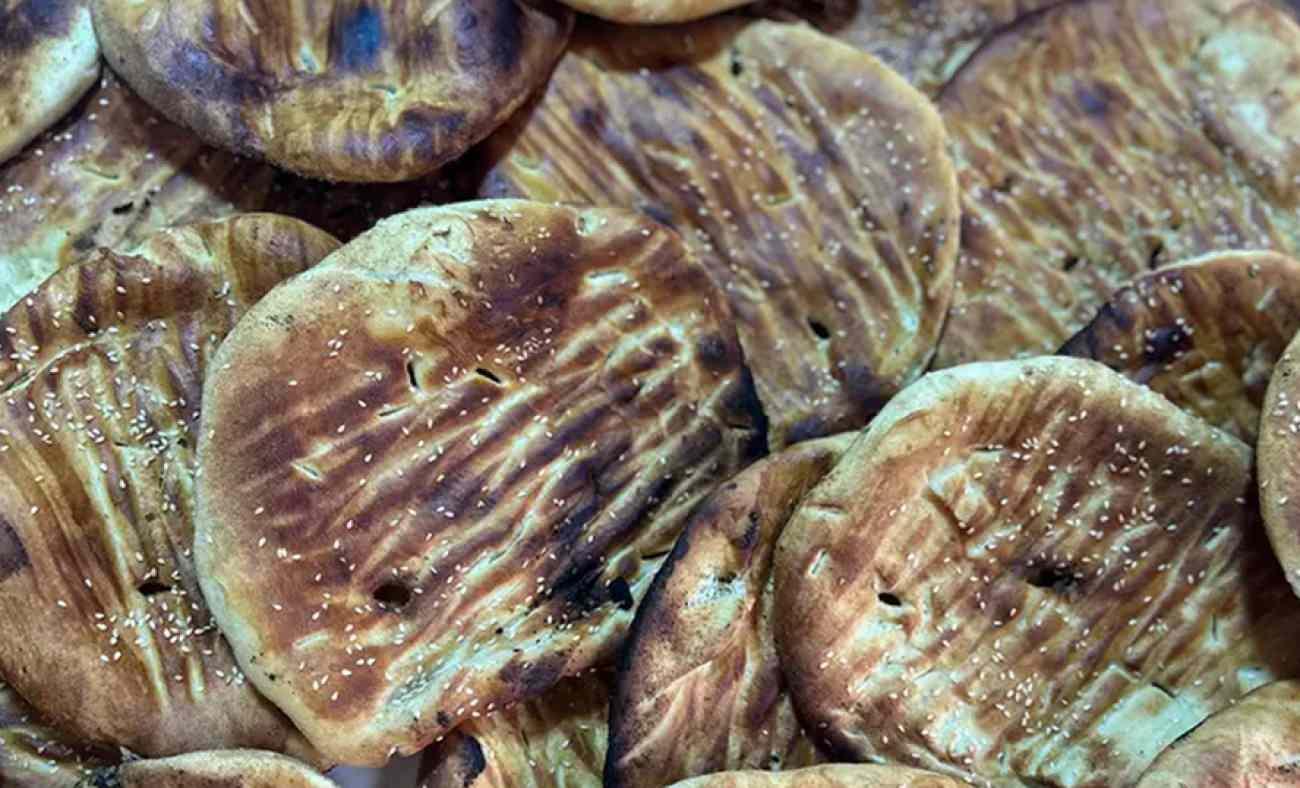 Van'ın meşhur lezzeti kapış kapış satılıyor: Sahurda yiyen oru&ccedil; boyunca a&ccedil;lık bilmiyor!