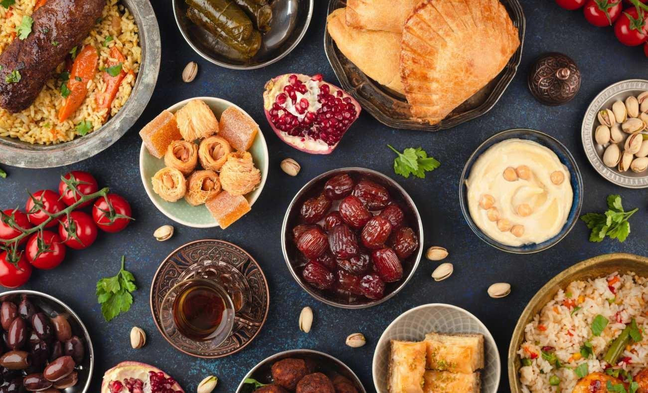 Uzmanlardan bayram uyarısı: 'Sofrada &ouml;l&ccedil;&uuml;y&uuml; ka&ccedil;ırmayın'