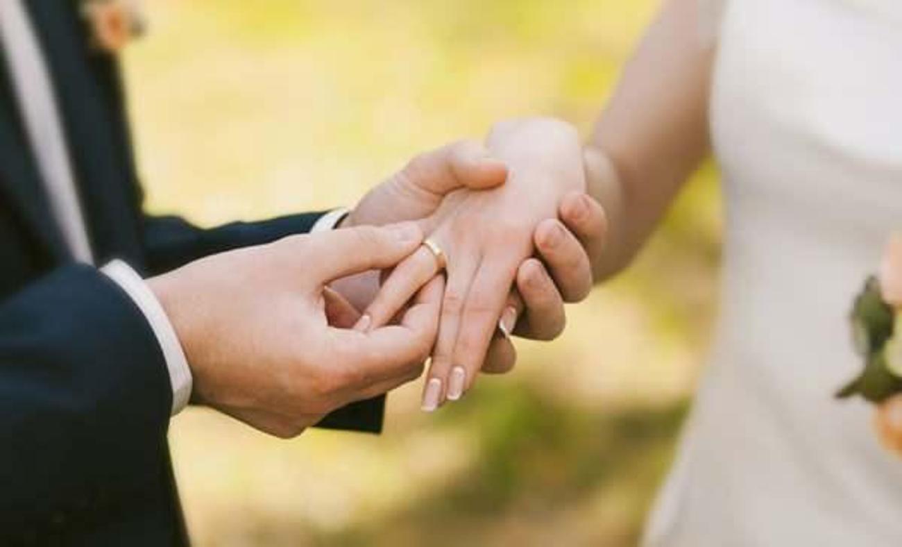 Evlenecek gen&ccedil;lere m&uuml;jde: Evlilik kredisinde &ouml;demeler başladı! Destek 10 milyarı aştı