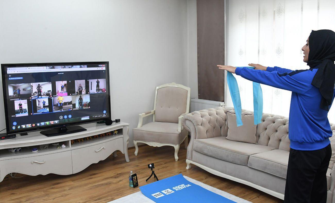 Konya B&uuml;y&uuml;kşehir Belediyesi'nden kadınlara &ouml;zel "Online Spor" eğitimleri! Kayıtlar başladı