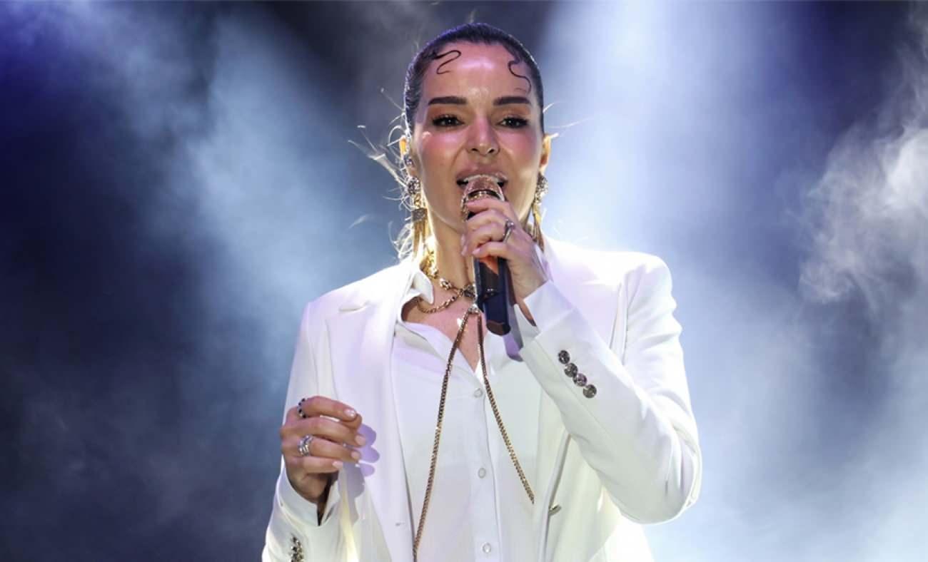 &Uuml;nl&uuml; şarkıcı Beng&uuml;'n&uuml;n uyuşturucu test sonucu belli oldu!