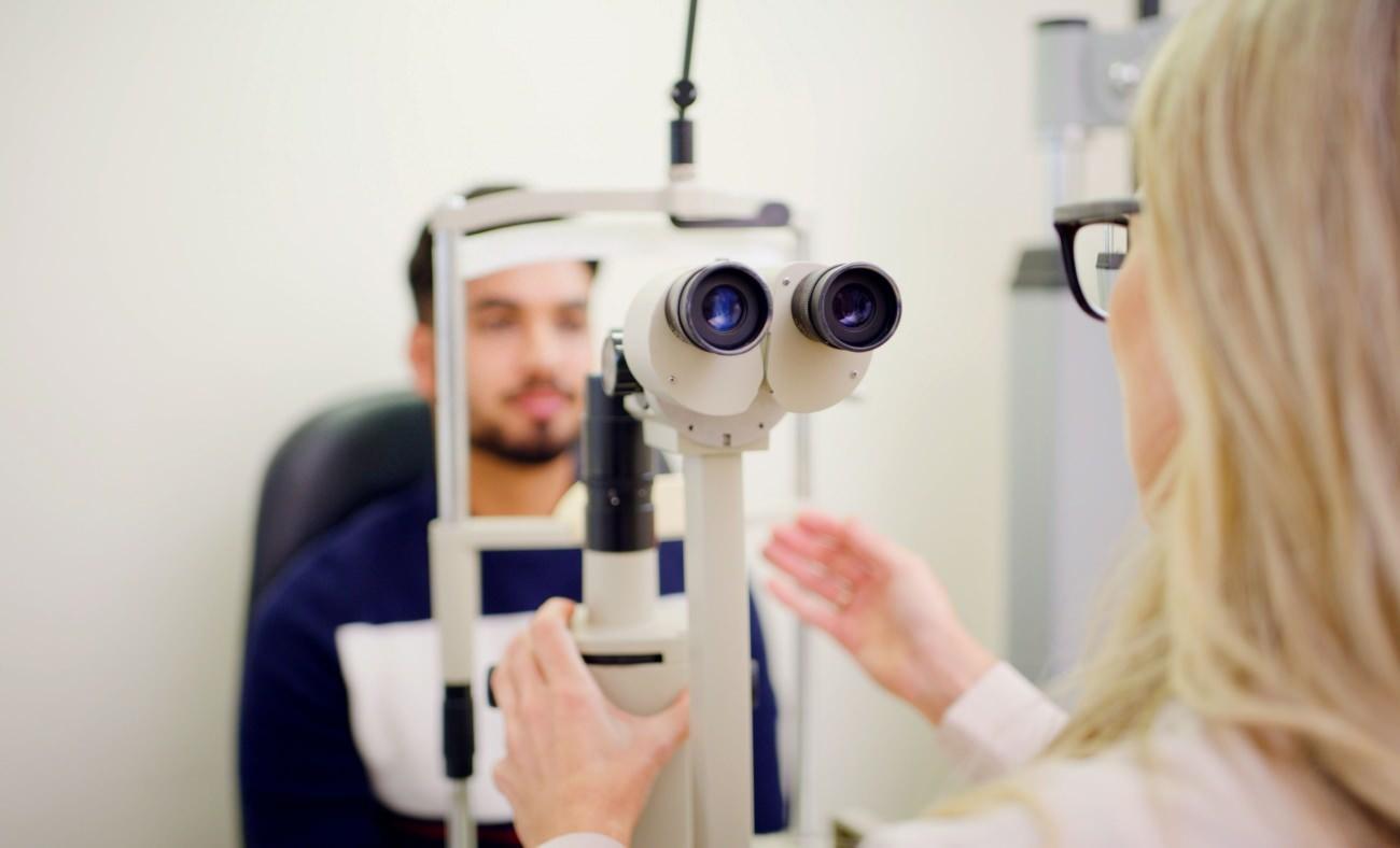 G&ouml;zl&uuml;k ve lens tarih oluyor: Lazerle kalıcı &ccedil;&ouml;z&uuml;m