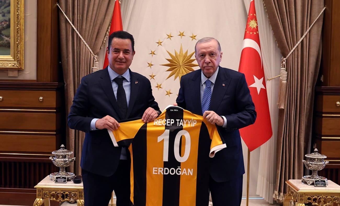 Cumhurbaşkanı Erdoğan, Acun Ilıcalı'yı kabul etti