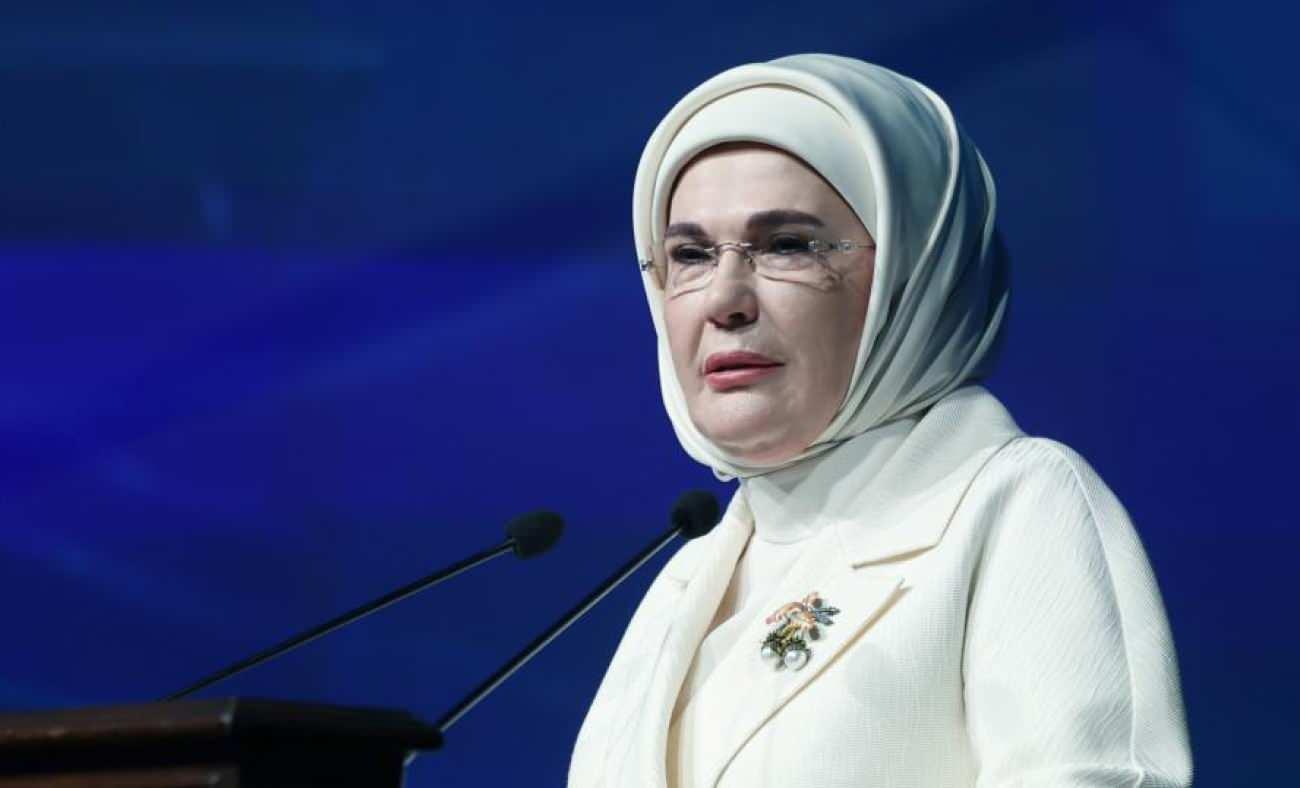 Emine Erdoğan'dan "S&uuml;rd&uuml;r&uuml;lebilir Bir Gelecek İ&ccedil;in Sıfır Atık" sergisine ilişkin paylaşım!
