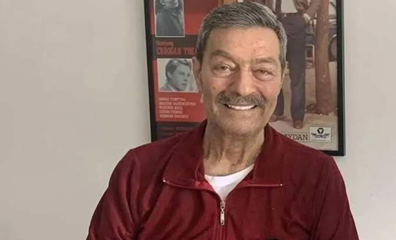 Son dakika... Usta oyuncu Kadir İnanır hayatını kaybetti