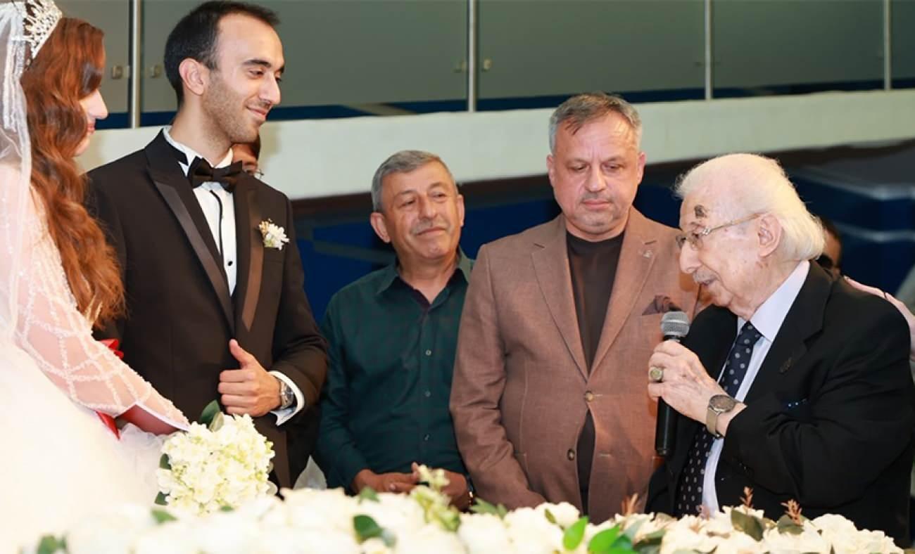 Sultan II. Abd&uuml;lhamid Han&rsquo;ın torunu d&uuml;nyaevine girdi