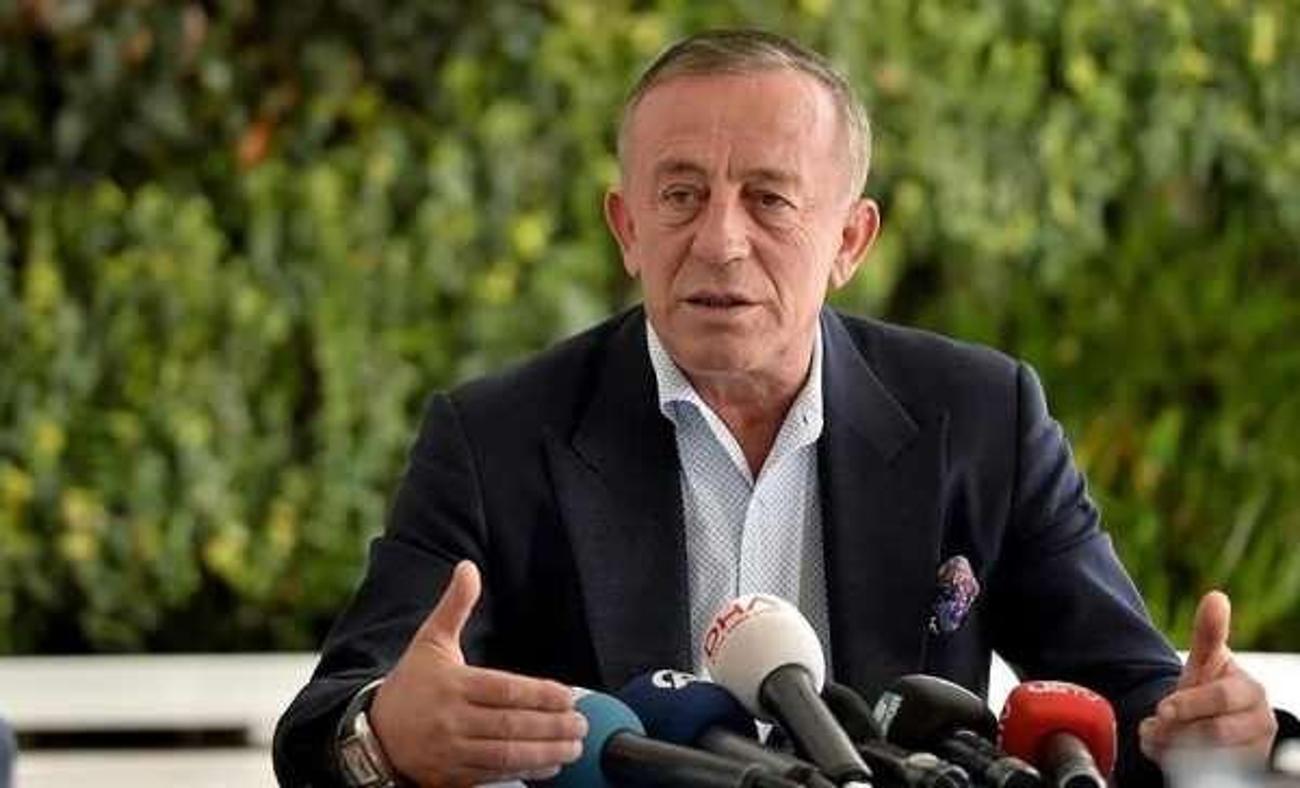 Ali Ağaoğlu'ndan dudak u&ccedil;uklatan hesap: Bebek kutlaması i&ccedil;in restorana servet bıraktı