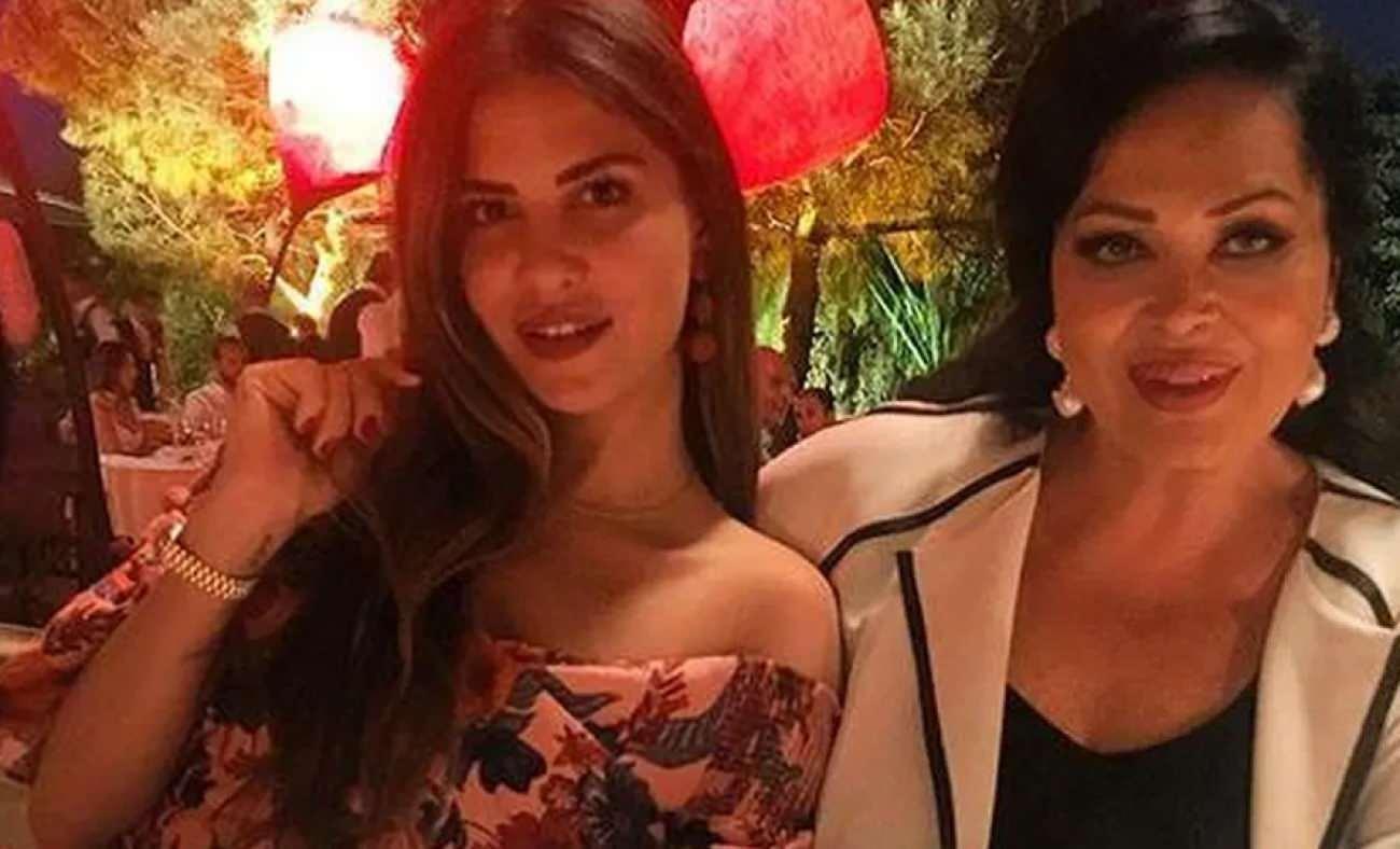 T&uuml;rkan Şoray, kızı Yağmur &Uuml;nal'la birlikte 7 yıl sonra aynı bankta poz verdi