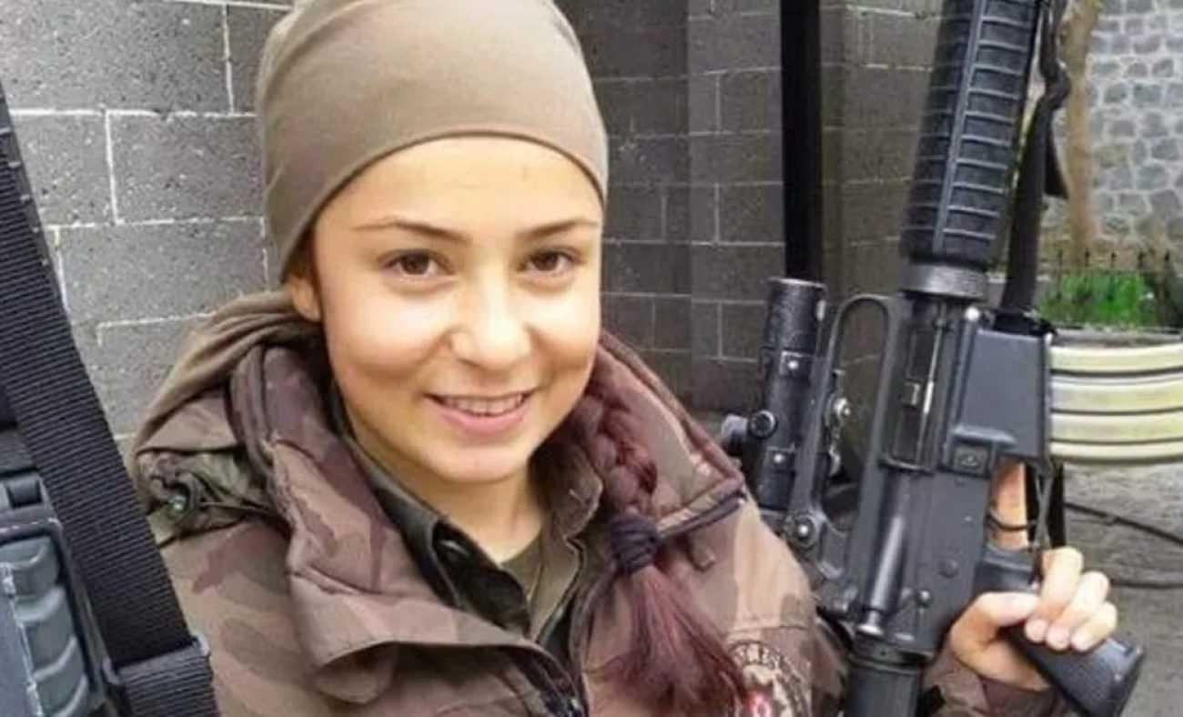 Şehit &Ouml;zel Harekat Polisi G&uuml;lşah G&uuml;ler'in yeğeni halasının izinden gitmek istiyor