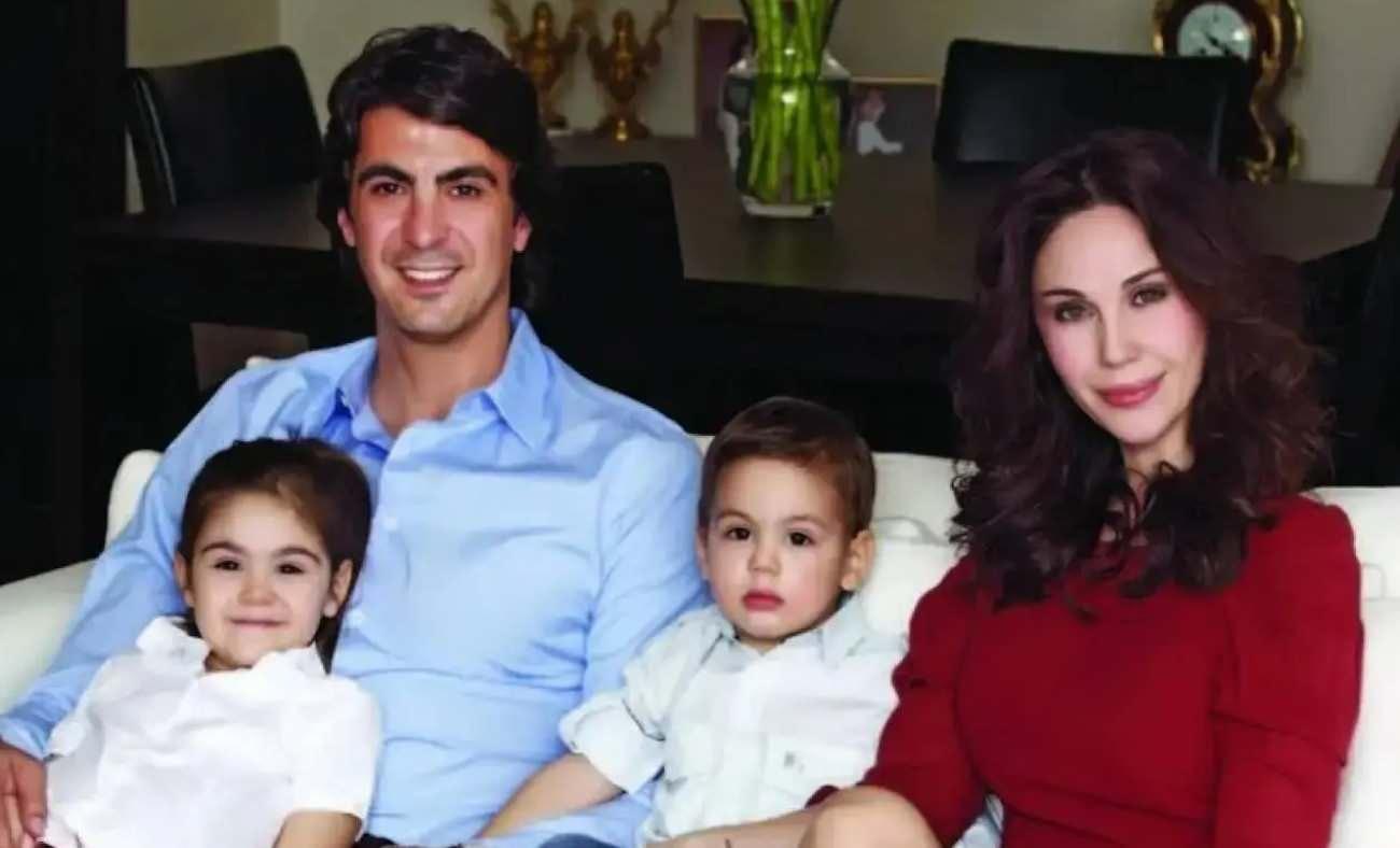 Barışma sonrası ilk tatil: İbrahim Kutluay ve Demet Şener Yunanistan'da