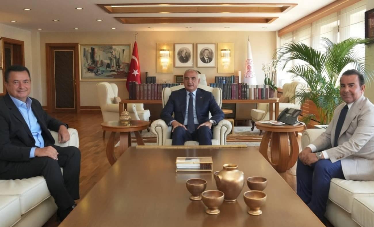 K&uuml;lt&uuml;r ve Turizm Bakanı Ersoy ile Acun Ilıcalı bir araya geldi