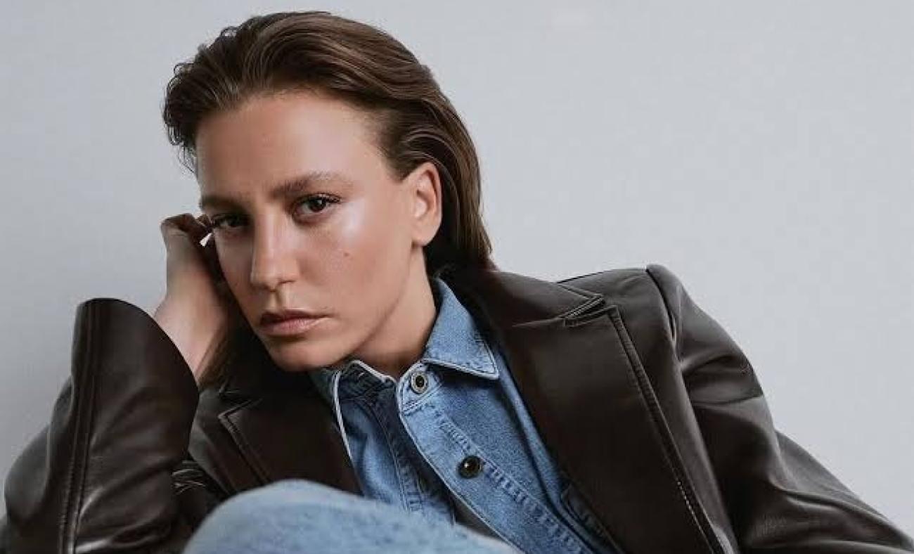 Maliye Bakanlığı'ndan belge almıştı: Serenay Sarıkaya fazla vergi &ouml;deyince parası iade edildi