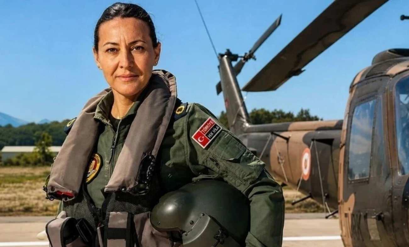 &Ouml;zlem Karapınar T&uuml;rk Hava Kuvvetleri'nin 'İlk kadın Paşa'sı oldu!