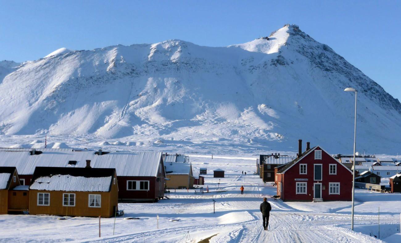 Svalbard'da yeni d&ouml;nem! T&uuml;rklere m&uuml;lk edinme hakkı verildi: Doğurmak ve &ouml;lmek yasak!