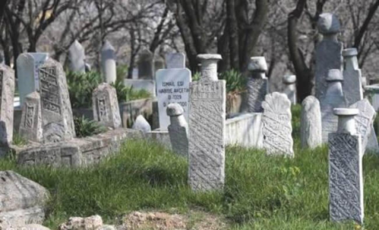 Rüyada mezar görmek nasıl tabir edilir? Rüyada mezar görmenin tabiri