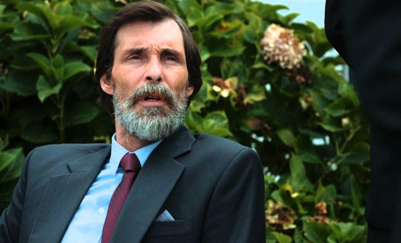 Эрдал бешикчиолу. Эрдал. Деврим Яльчин. Эрдал билинген.