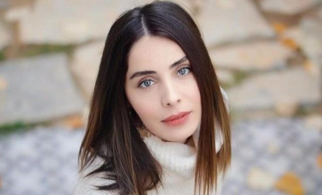 Нур айсан феттахоглу. Нур феттахоглу. Нур айсан. Нур феттахоглу. Нур айсан феттахоглу.