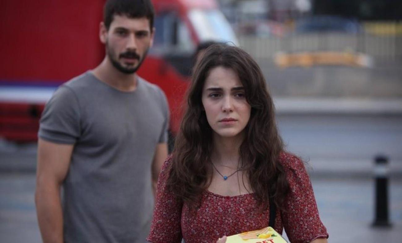 Любовь напоказ айше и керем. Асли и ферхат. 20 лучших турецких сериалом. 20 лучших турецких сериалом. 20 лучших турецких сериалом.