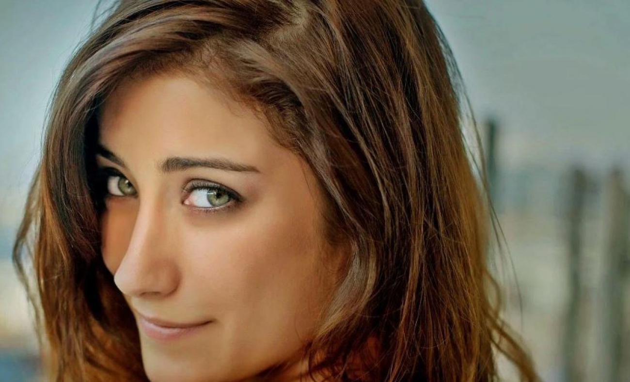 Hazal Kaya'dan sevenlerini korkutan haber! "Hayat tutunmaya çalışıyorum